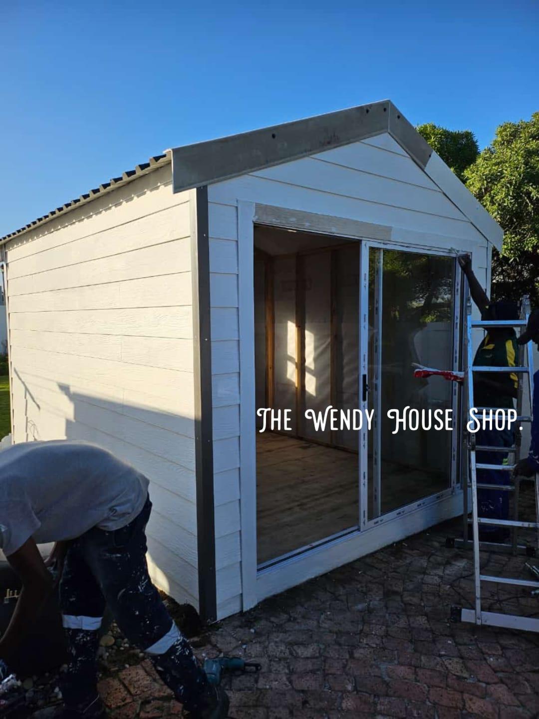 nutecwendyhouse_0001
