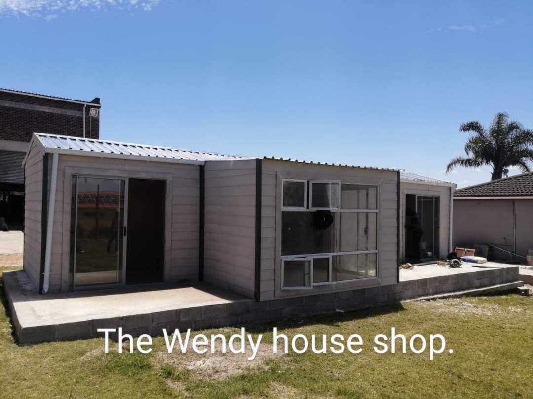 wendyhouseimage16 5 22_0001